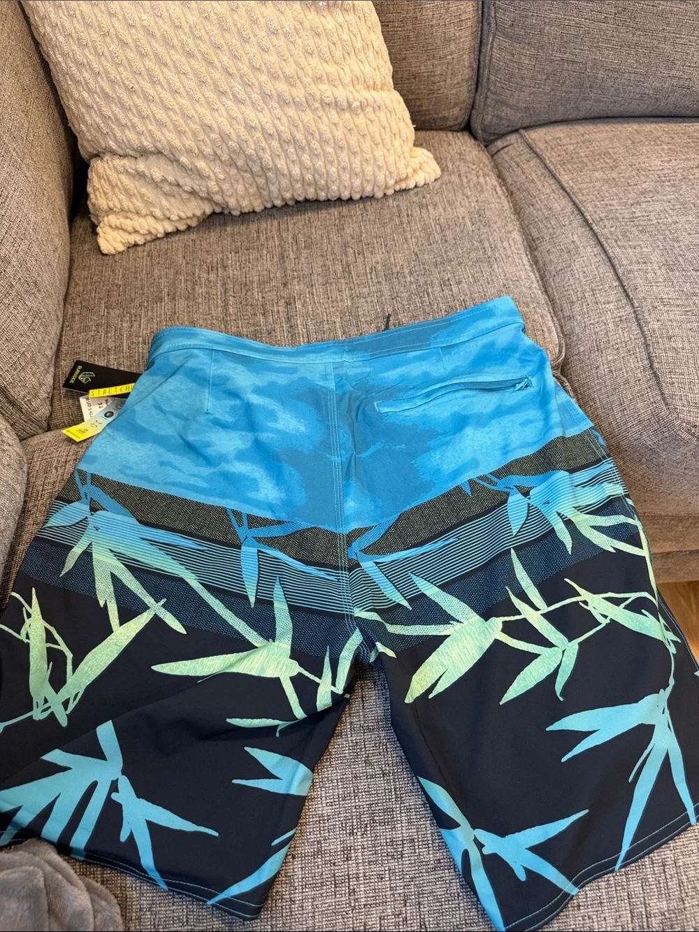 NWT Burnside Blue and Black Tropical Board Shorts